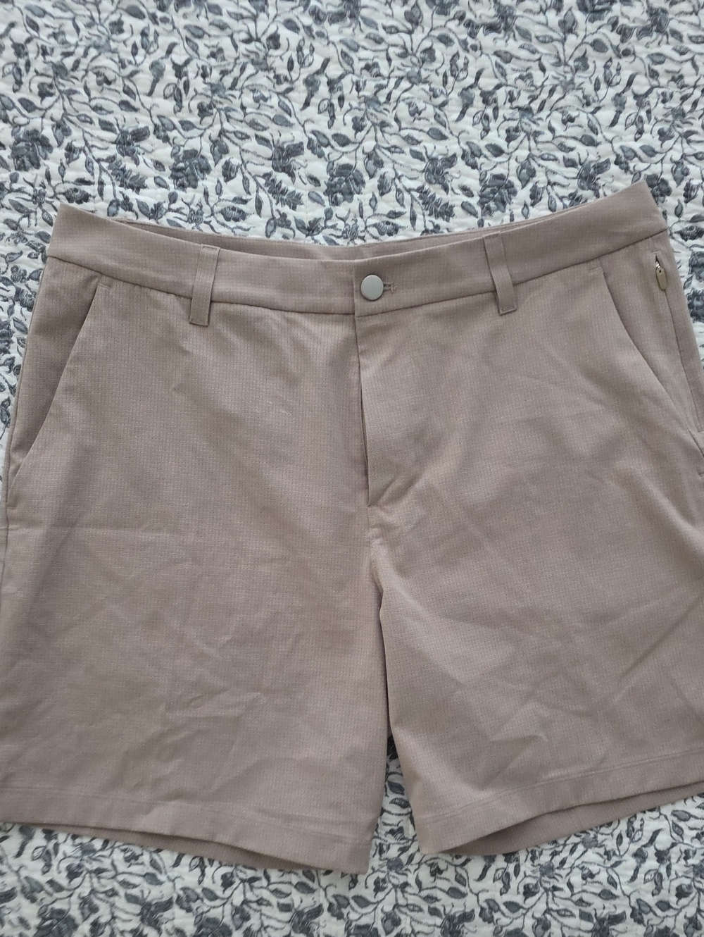 lululemon athletica Mens Light Taupe Pull-On Tailored Shorts
